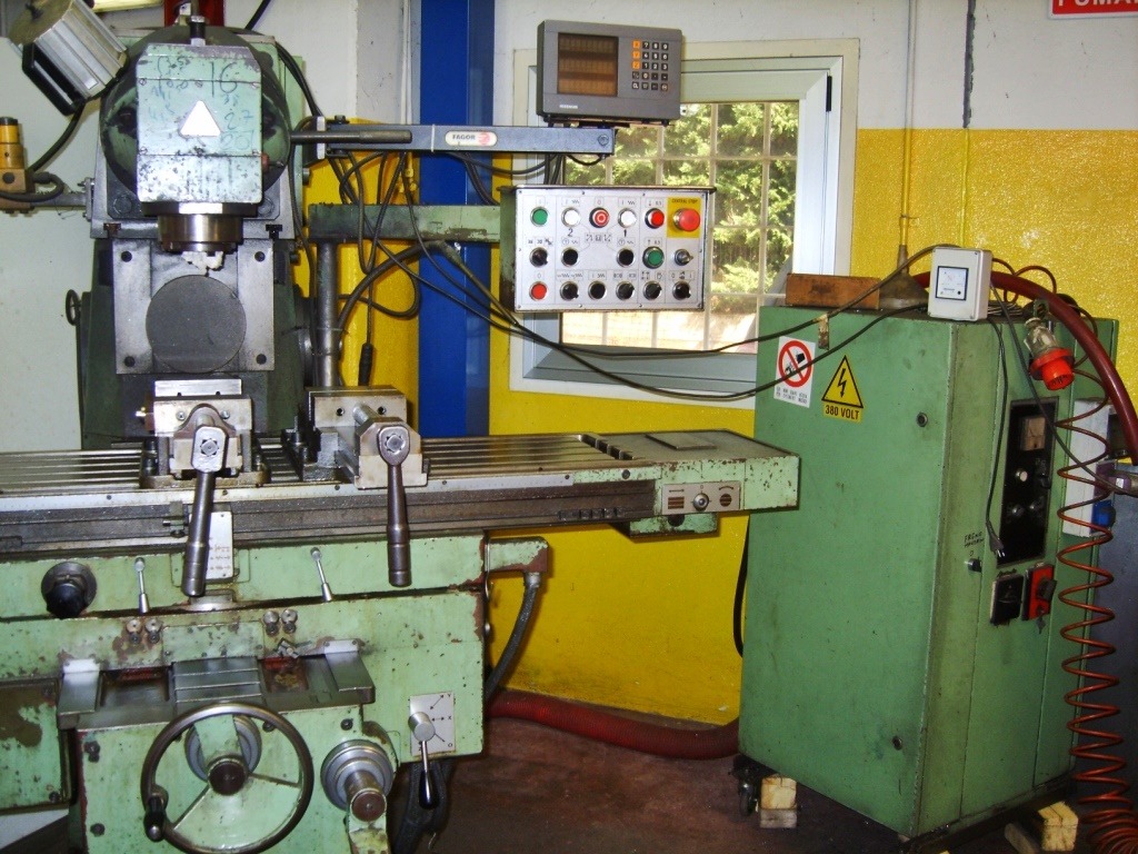 Fresatrice TOS FGUE 32 in vendita - foto 1
