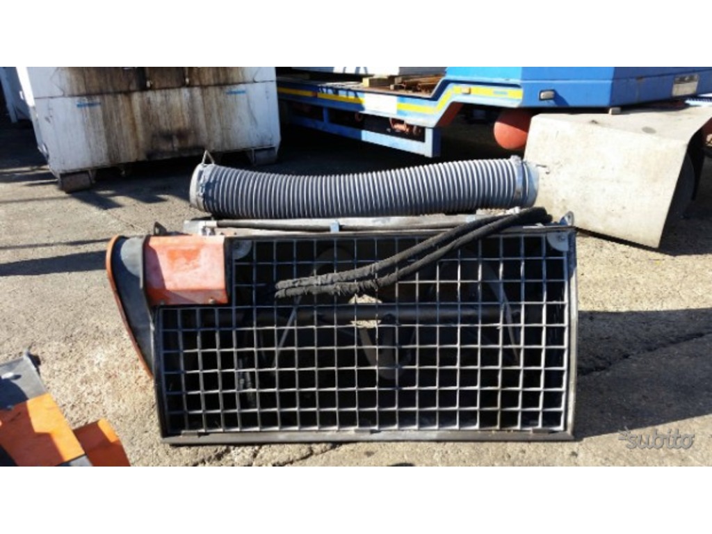 BOCAT COMPLETO DI SPAZZATRICE E BENNA in vendita - foto 5