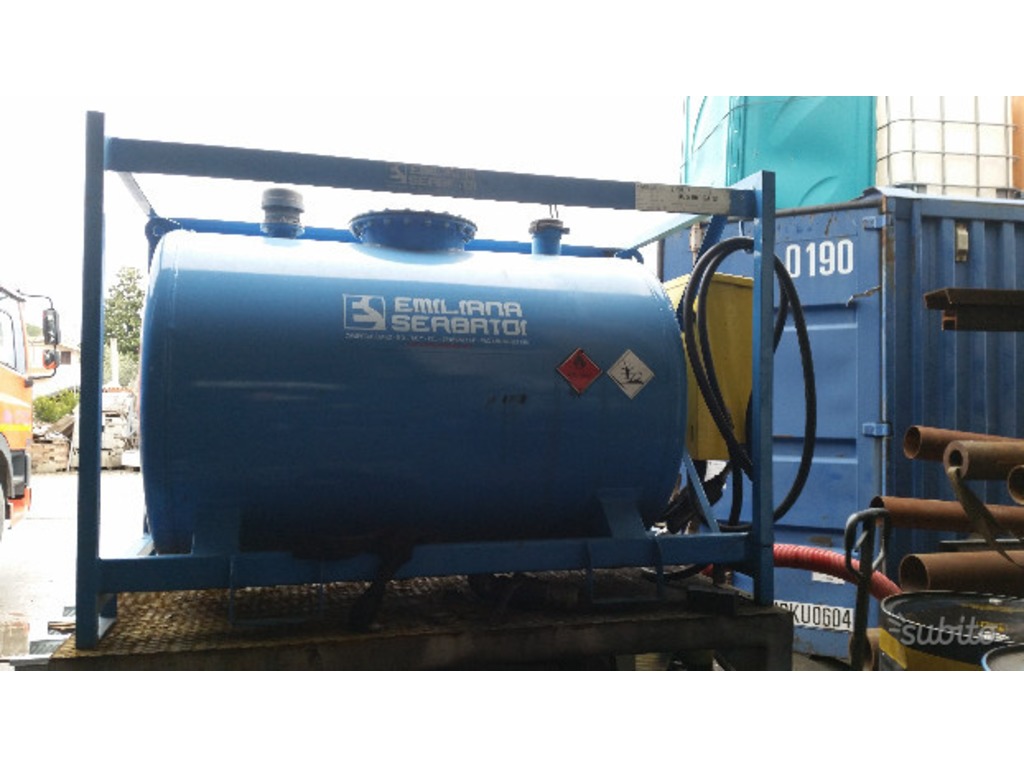 SERBATOIO OMOLOGATO PER IL TRASPORTO DI CARBURANTI LIQUIDI in vendita - foto 2