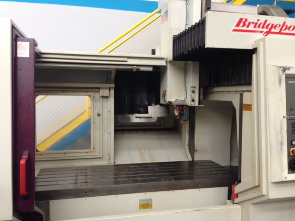 Centro di lavoro a portale Bridgeport in vendita - foto 3