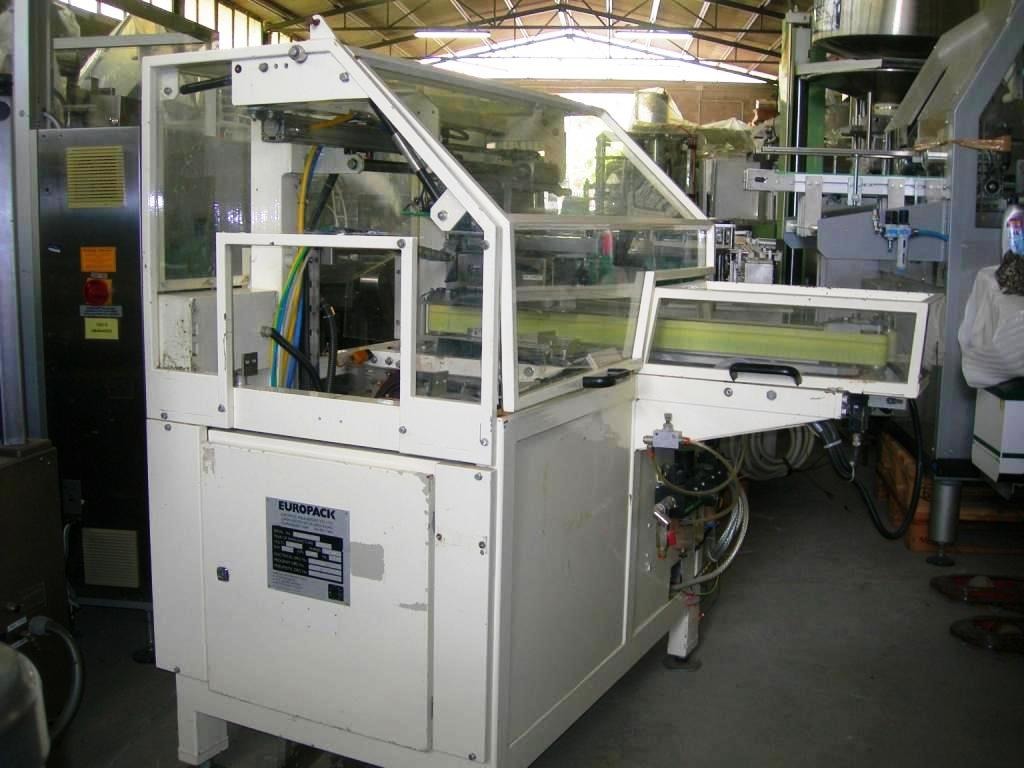 AVVOLGITRICE CON TUNNEL DI TERMORETRAZIONE E CARICATORE VASSOI – EUROPACK (COD. MF-PK-FAR-10) in vendita - foto 10