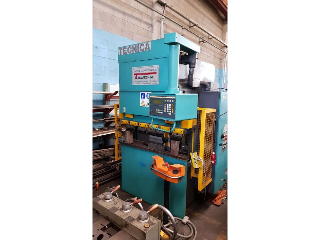 Pressa piegatrice TECNICA 1250X25 TON in vendita - foto 2