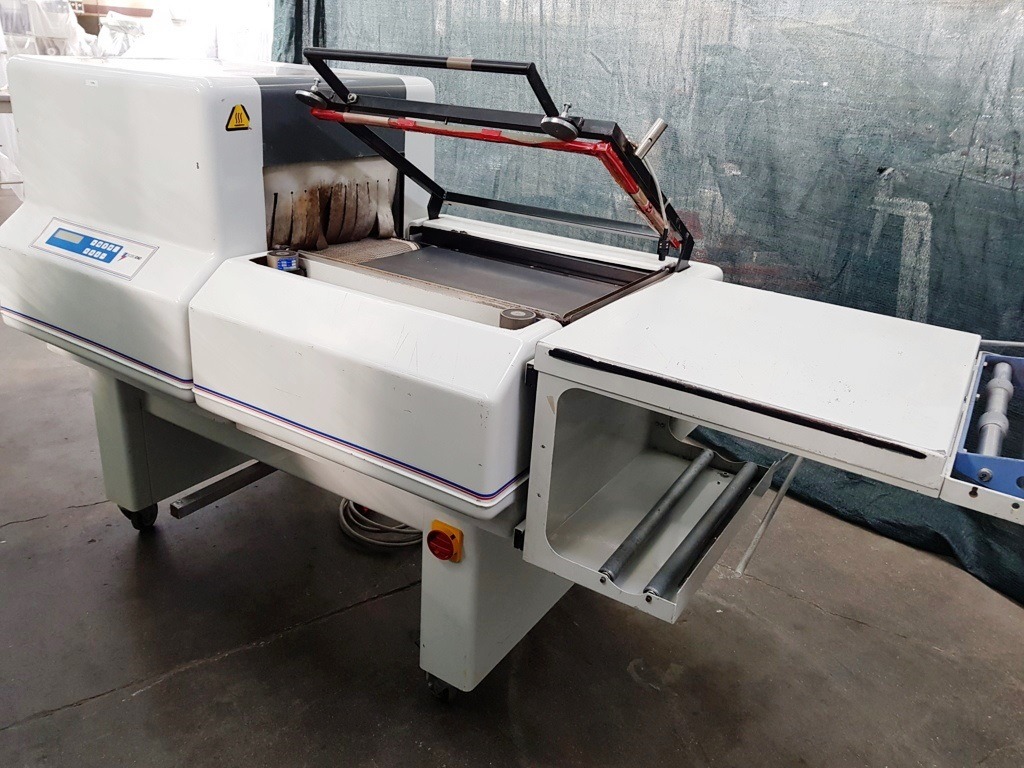 CONFEZIONATRICE ANGOLARE CON TUNNEL ROBOPAC (COD. MF-PK-FAR-50) in vendita - foto 3