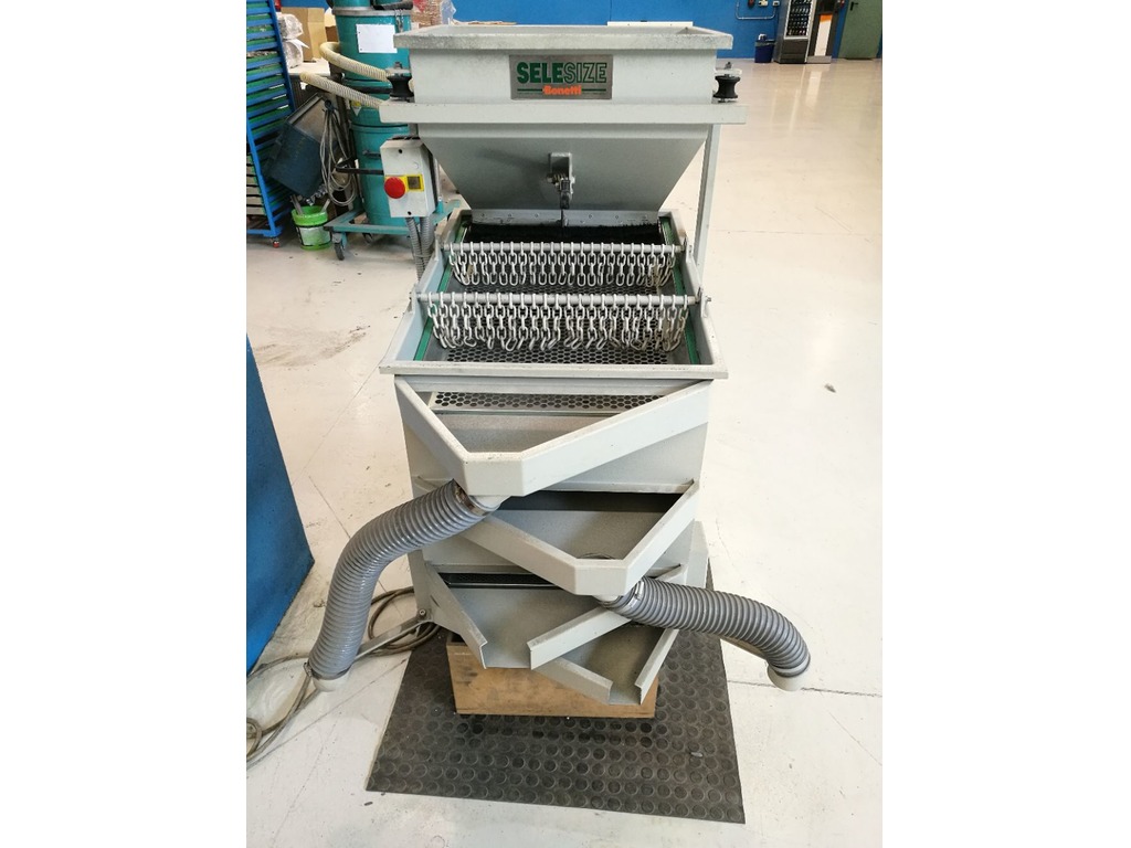 Separatrice calibrata per bottoni o simili in vendita - foto 1