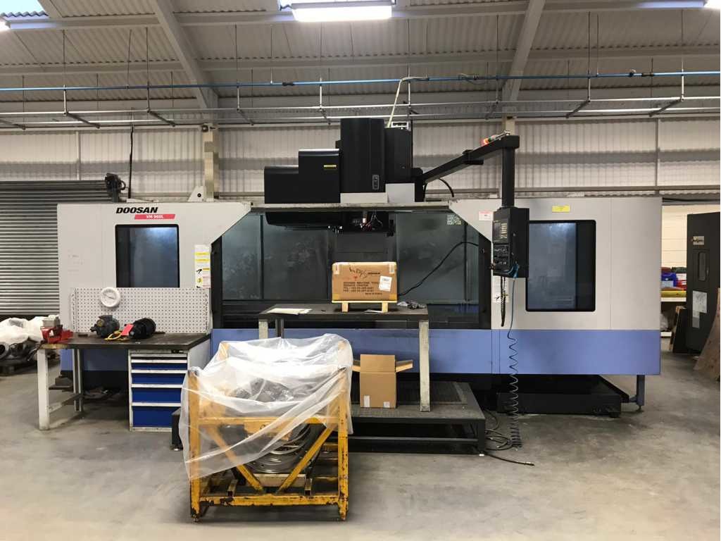 CENTRO DI LAVORO VERTICALE DOOSAN VM 960 L in vendita - foto 1