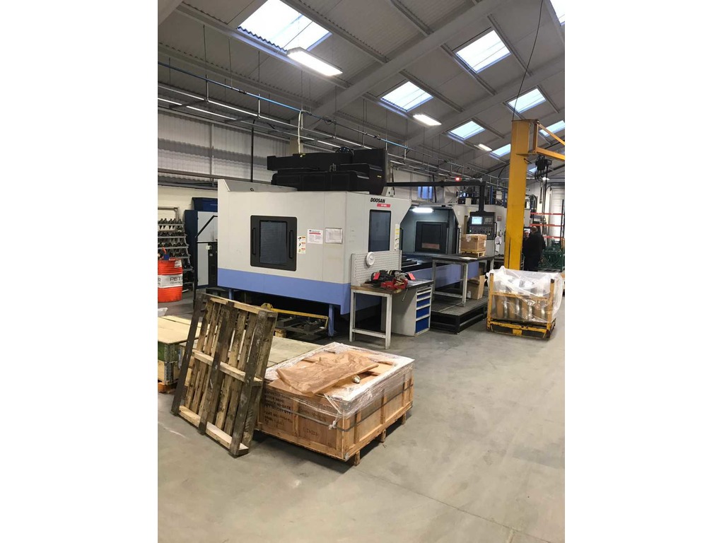 CENTRO DI LAVORO VERTICALE DOOSAN VM 960 L in vendita - foto 2