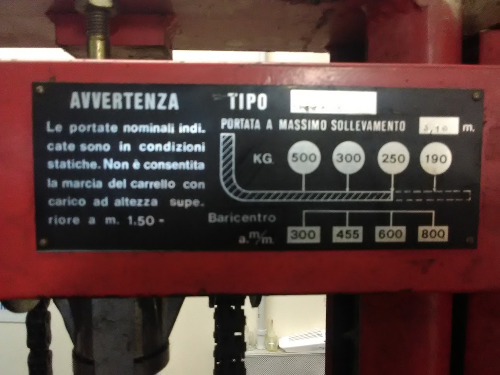 Elevatore elettroidraulico su ruote in vendita - foto 3