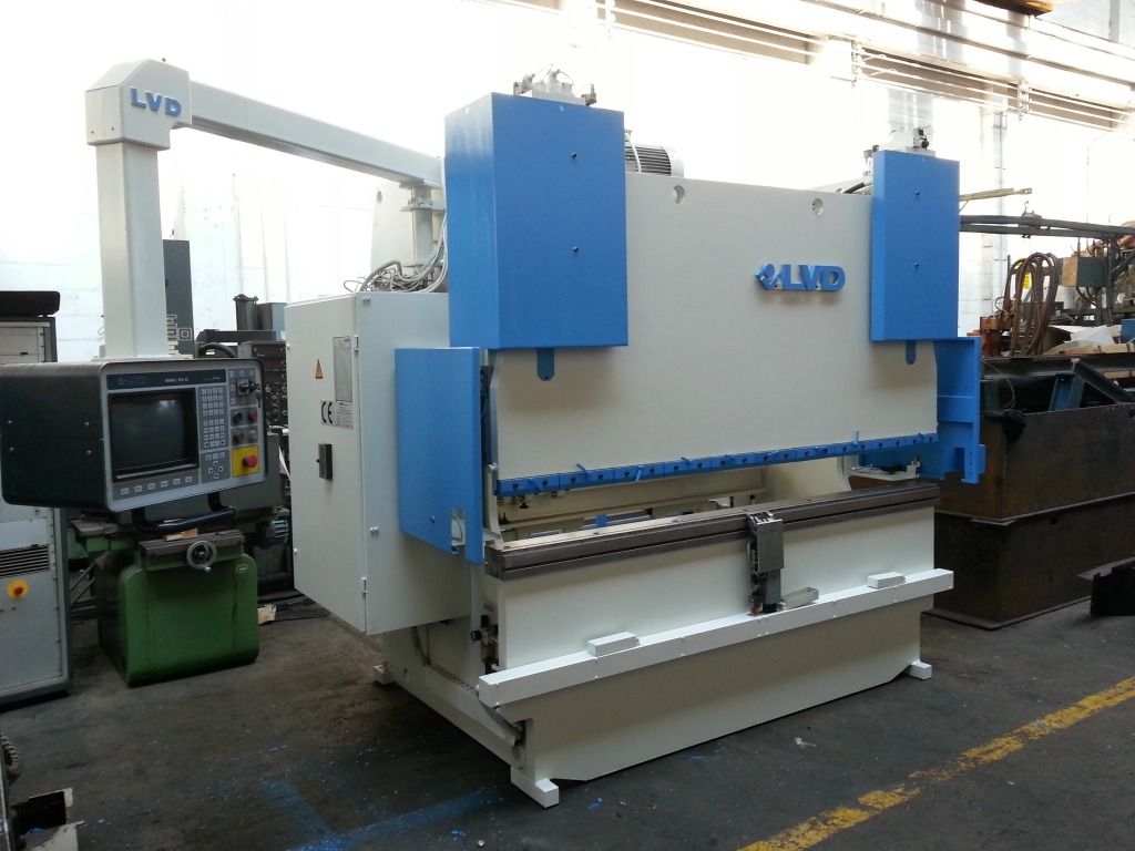 PRESSA PIEGATRICE LVD 2500 x 80 TON in vendita - foto 1