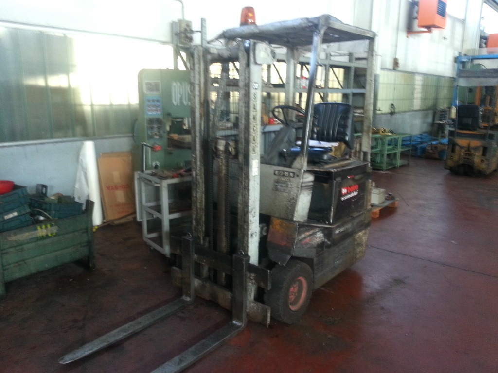 CARRELLO ELEVATORE OM 15 QL. in vendita - foto 2