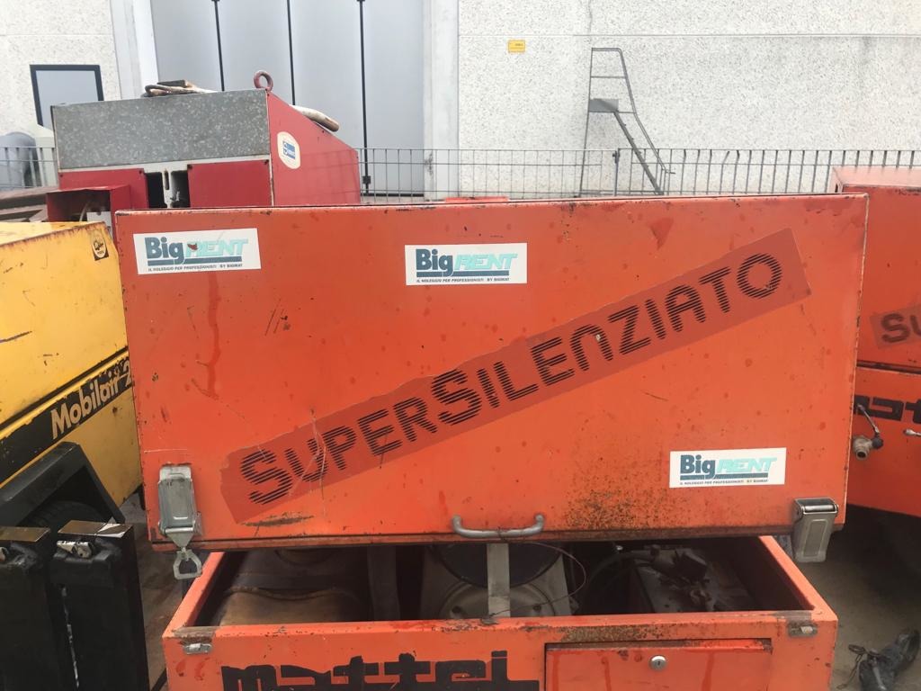 compressore funzionante correttamente in vendita - foto 2