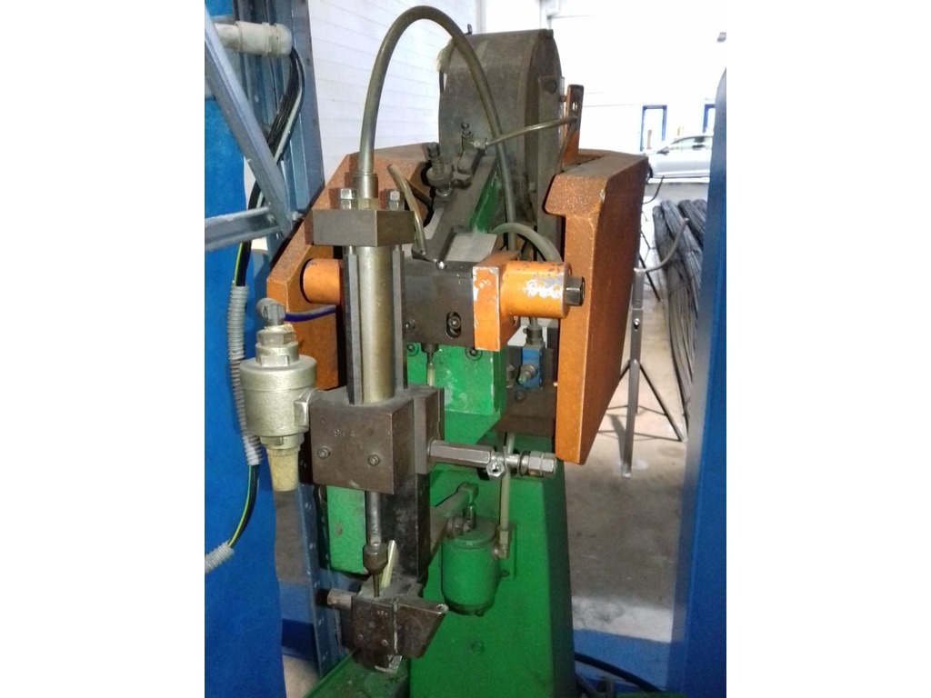 Inchiodatrice pneumatica per calzaturificio in vendita - foto 2