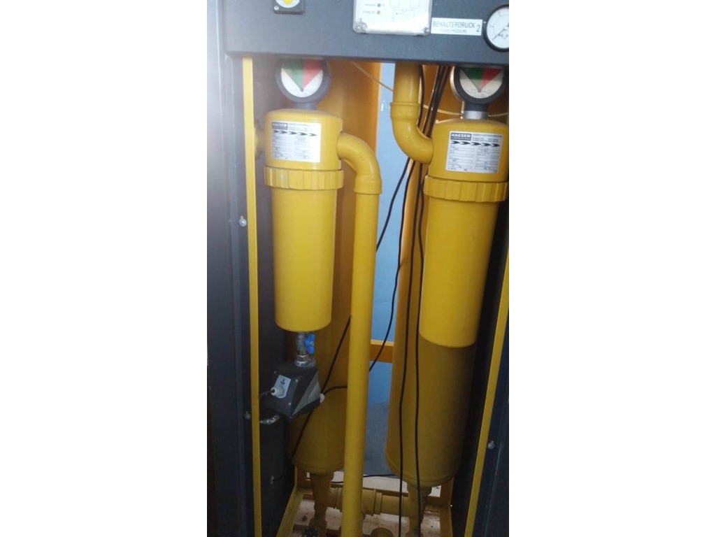 COMPRESSORE A VITE KAESER KOMPRESSOREN MOD. CD 48 (COD. IND-PR-COMPRE-11) in vendita - foto 4