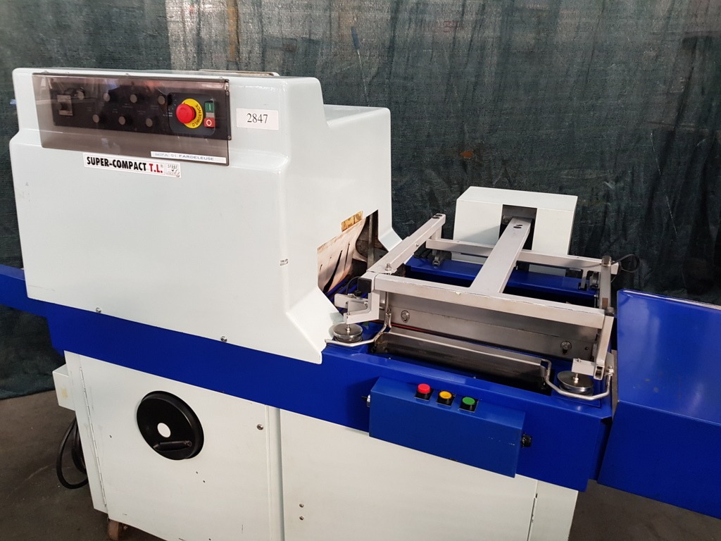 CONFEZIONATRICE ANGOLARE CON TUNNEL SFERE EMBALLAGE TL50.40SM (COD. MF-PK-FAR-55) in vendita - foto 4