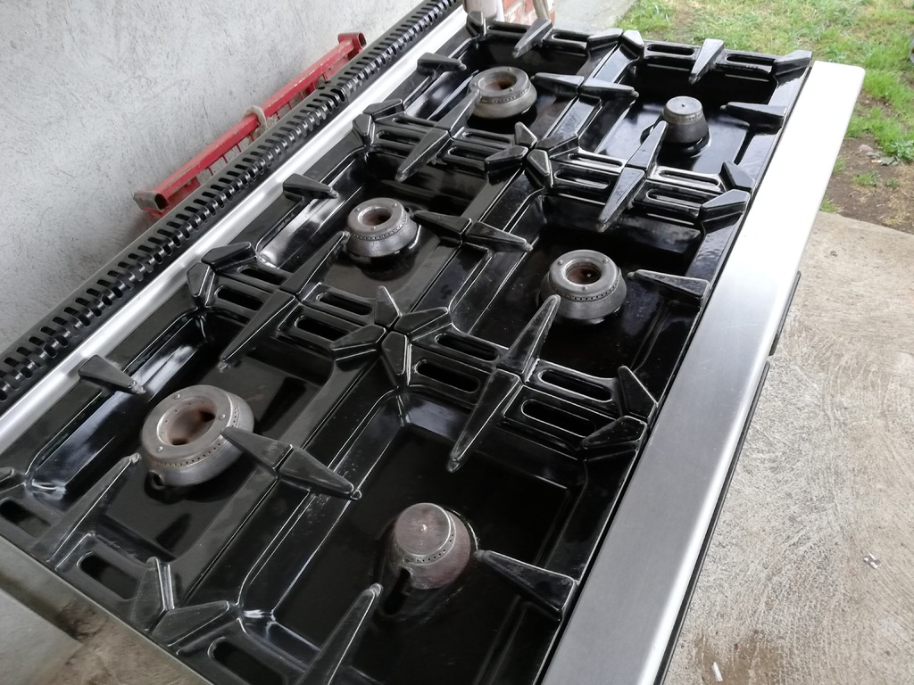 Cucina MBN 6 fuochi serie 900 con forno in vendita - foto 1