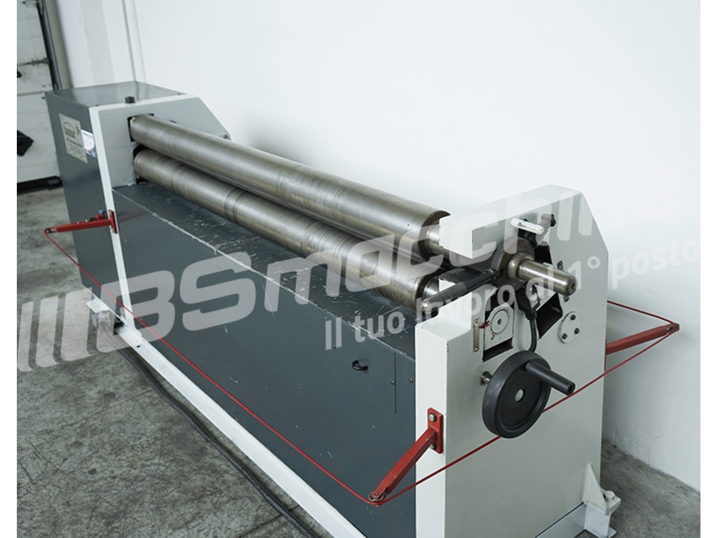 Calandra a 3 rulli FAMAR A312-15/3 Curvatrice lamiera con invito usata in vendita - foto 5