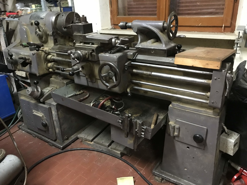 Torni per metallo in vendita