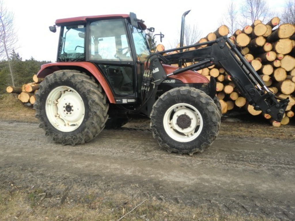 New Holland L75 in vendita - foto 1
