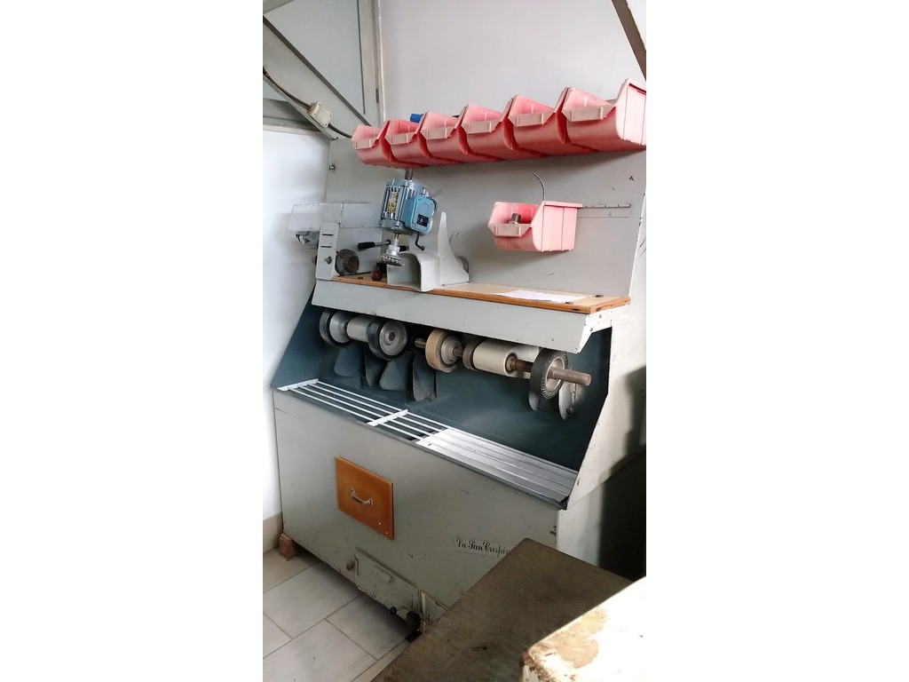 macchinari per calzature usati- vendo per rinnovo locale in vendita - foto 2