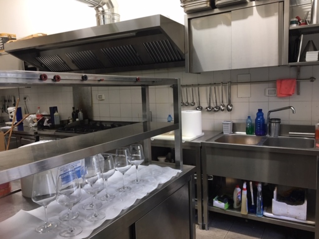 Cucina Professionale per ristorante multi accessoriata in vendita - foto 1