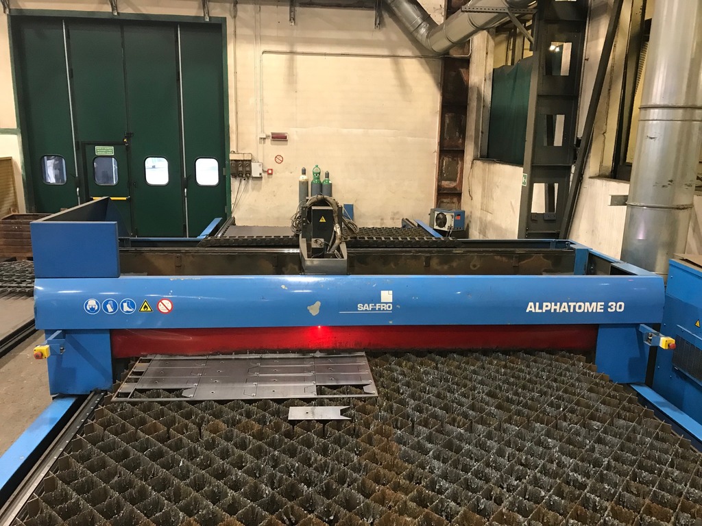 IMPIANTO TAGLIO PLASMA SAF-FRO ALPHATOME 30 CON TORCIA CPM 400 in vendita - foto 3