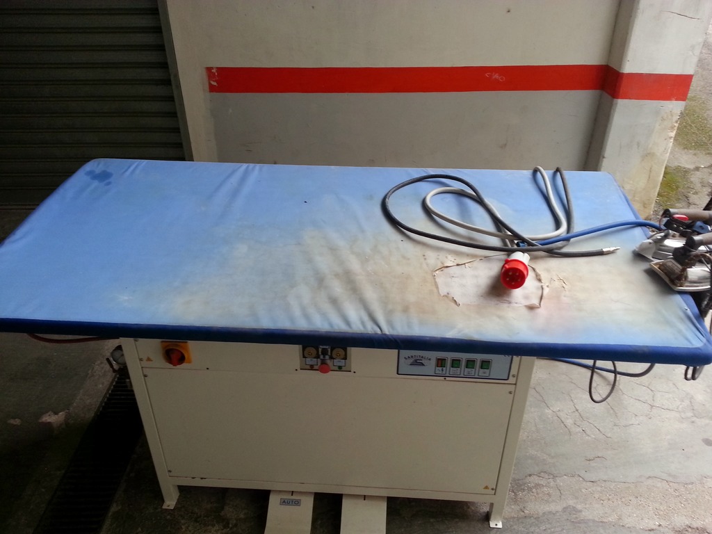 AFFARONE TAVOLO DA STIRO in vendita - foto 3