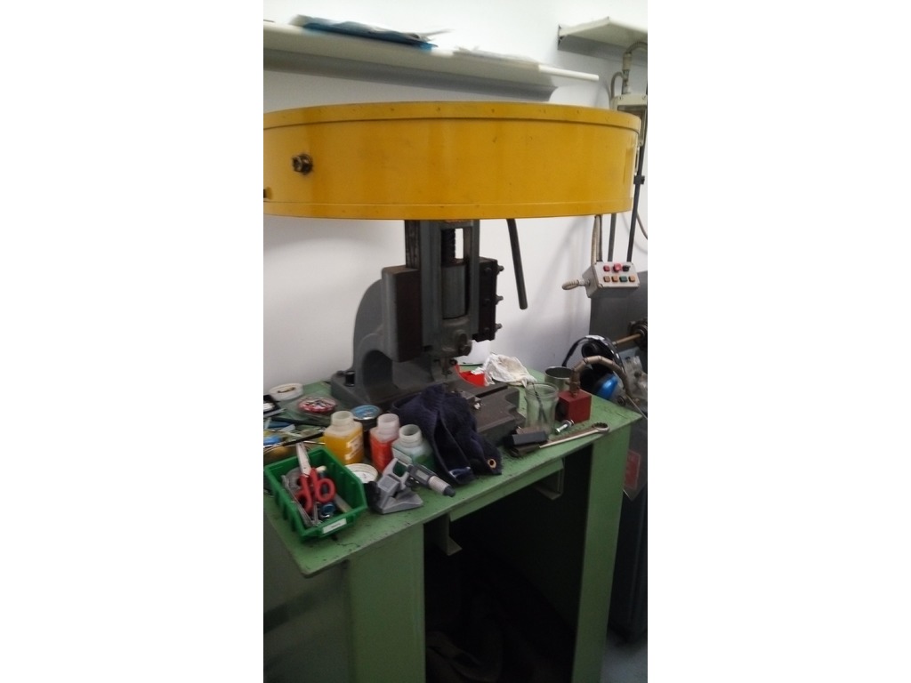 Attrezzatura meccanica in vendita