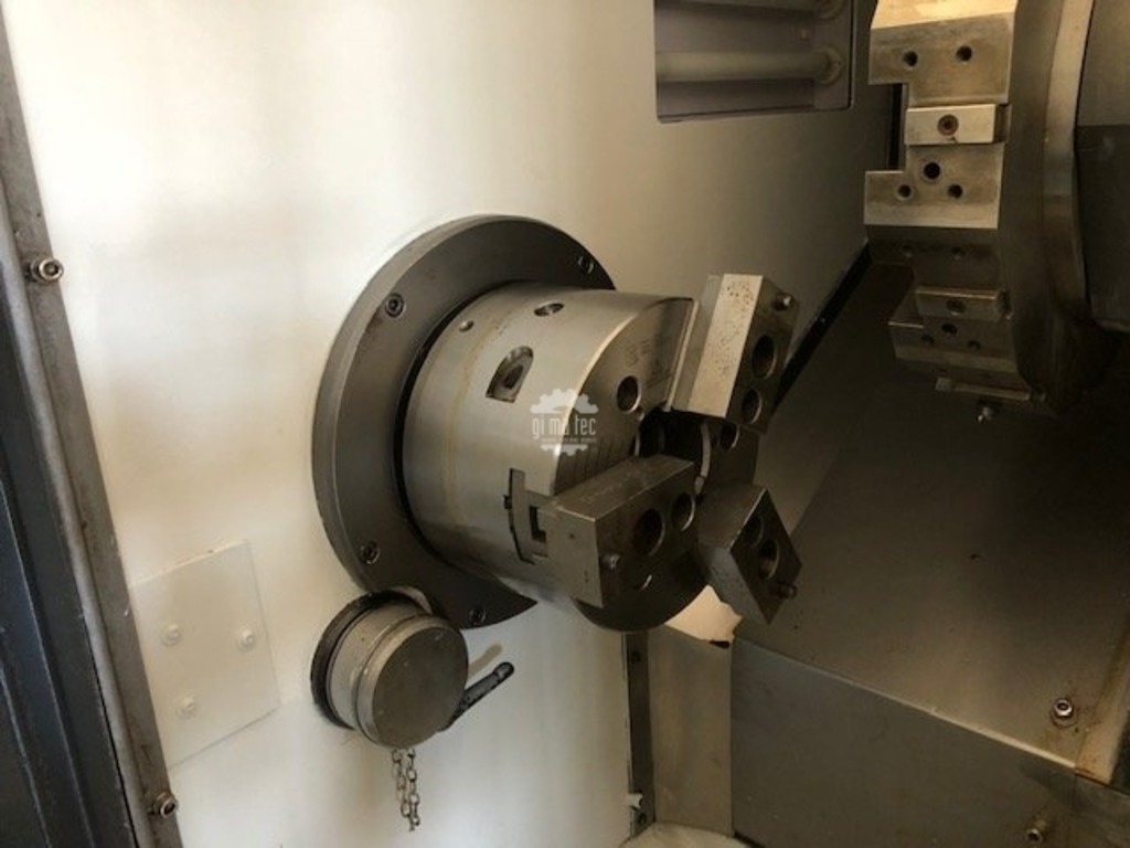 Tornio 2 assi Hwacheon Mod. Hi-Tech 200B in vendita - foto 5