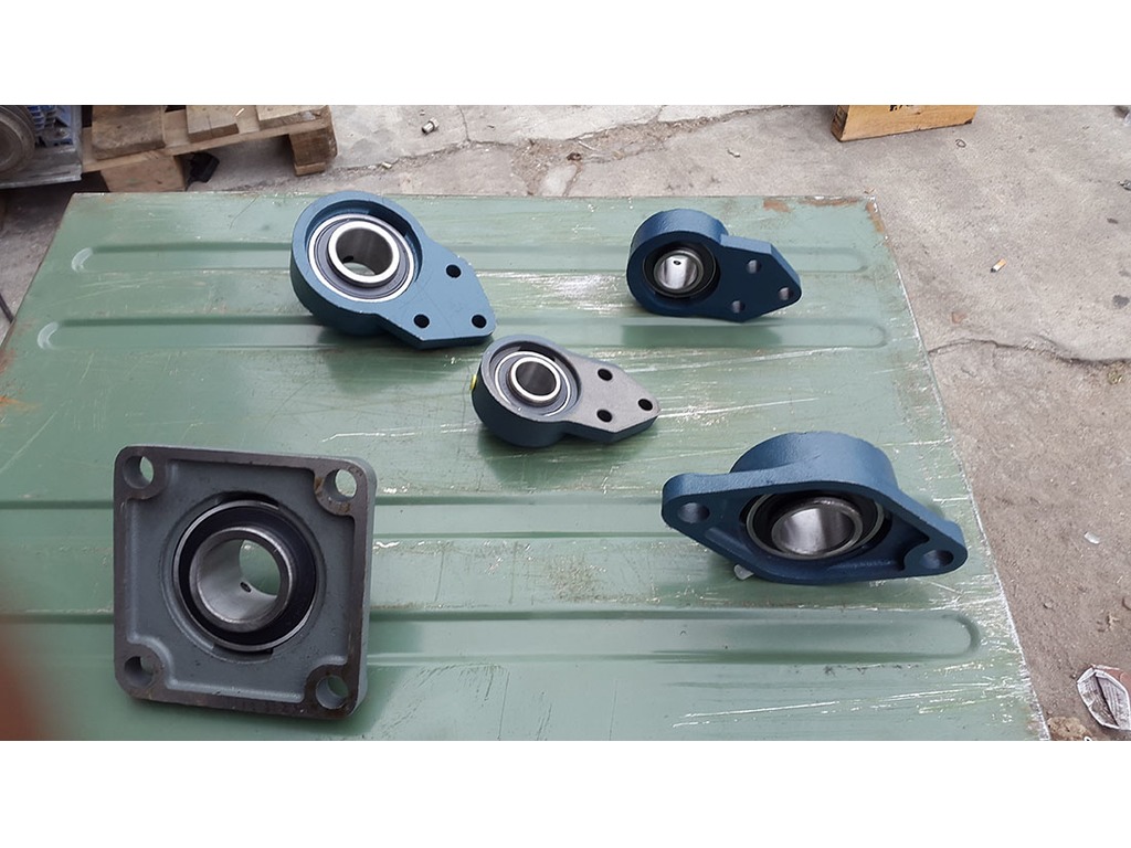 Cuscinetti a sfera di tipo flange auto-allineanti in vendita - foto 2
