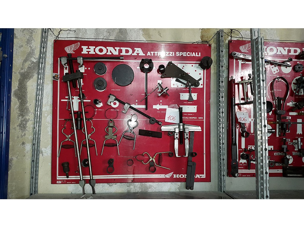 Set chiavi attrezzi speciali max Honda in vendita - foto 1
