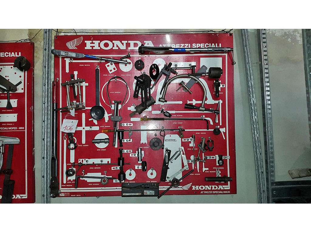 Set chiavi attrezzi speciali max Honda in vendita - foto 2