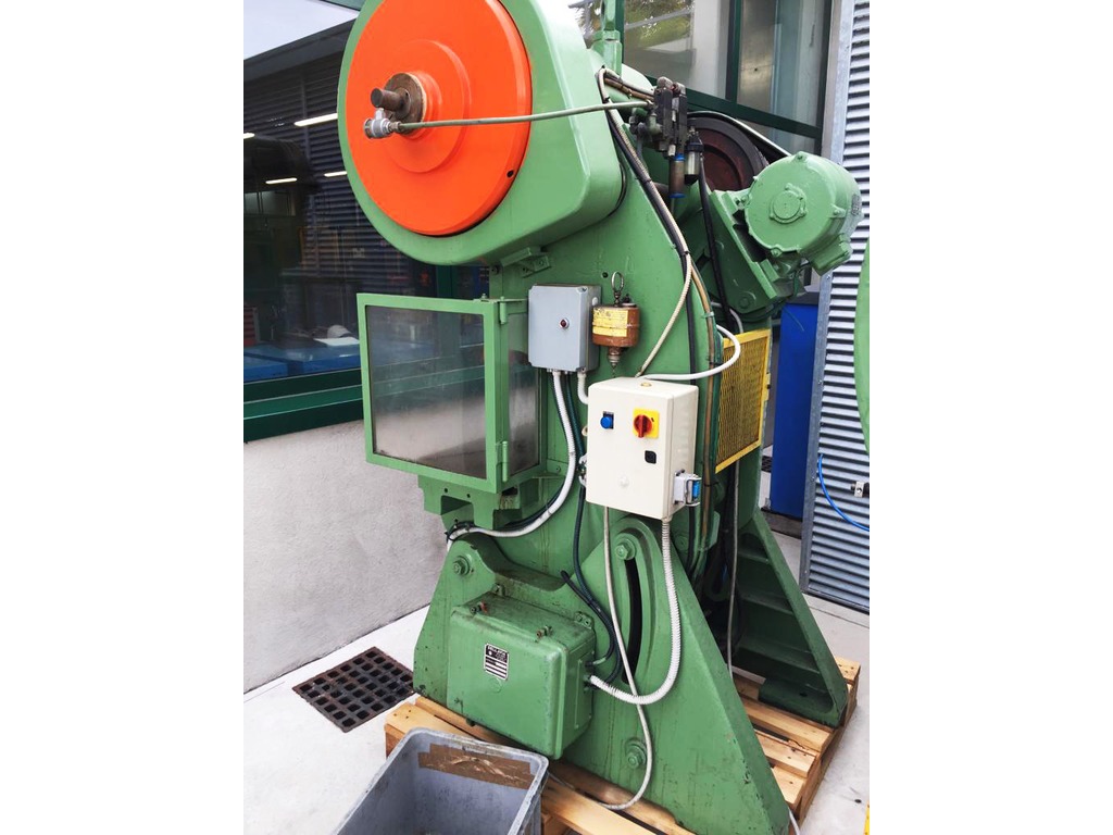 Pressa eccentrica Dellavia 45 ton in vendita - foto 1