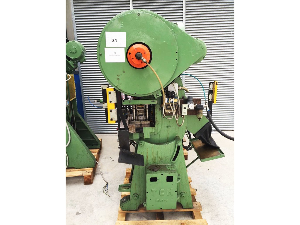 Pressa eccentrica Dellavia 25 ton in vendita - foto 1