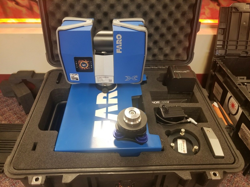 Faro Focus X330 HDR in vendita - foto 1