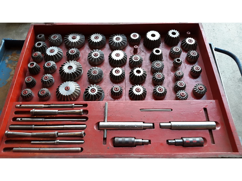 Set Frese manicotto di varie dimensioni e modelli in vendita - foto 2