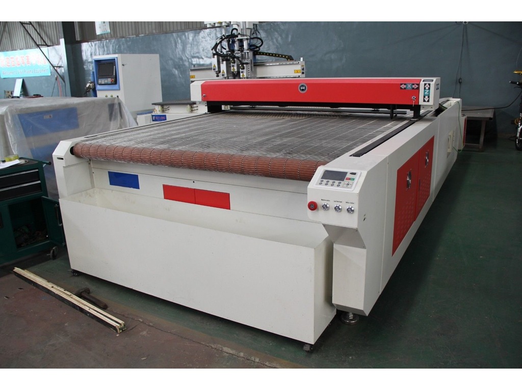 Attrezzatura meccanica in vendita