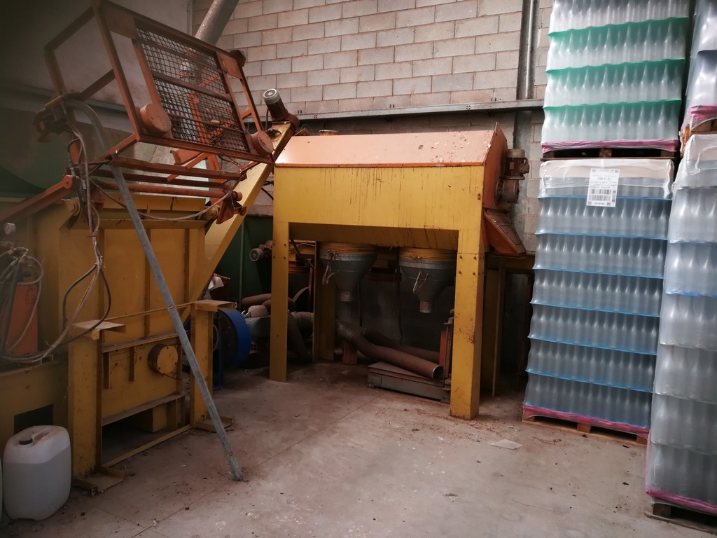 IMPIANTO MACINAZIONE E PRE ROTTURA LEGNO SUGHERO in vendita - foto 2