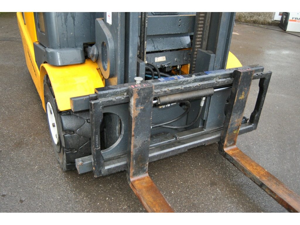 Muletto Jungheinrich EFG-Vac 25 in vendita - foto 9