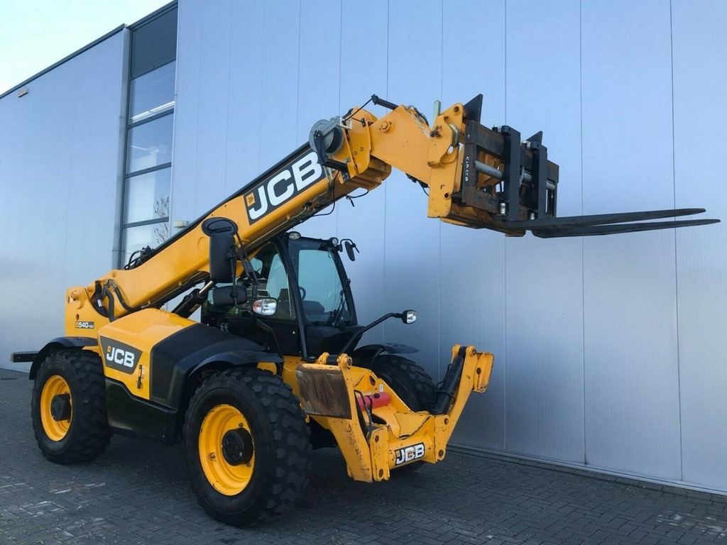 Sollevatore Telescopico JCB 540-140 in vendita - foto 3