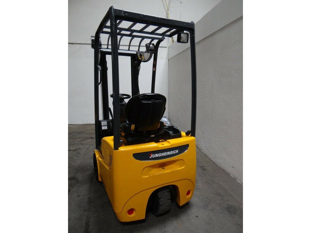 Muletto Jungheinrich EFG 110 in vendita - foto 3