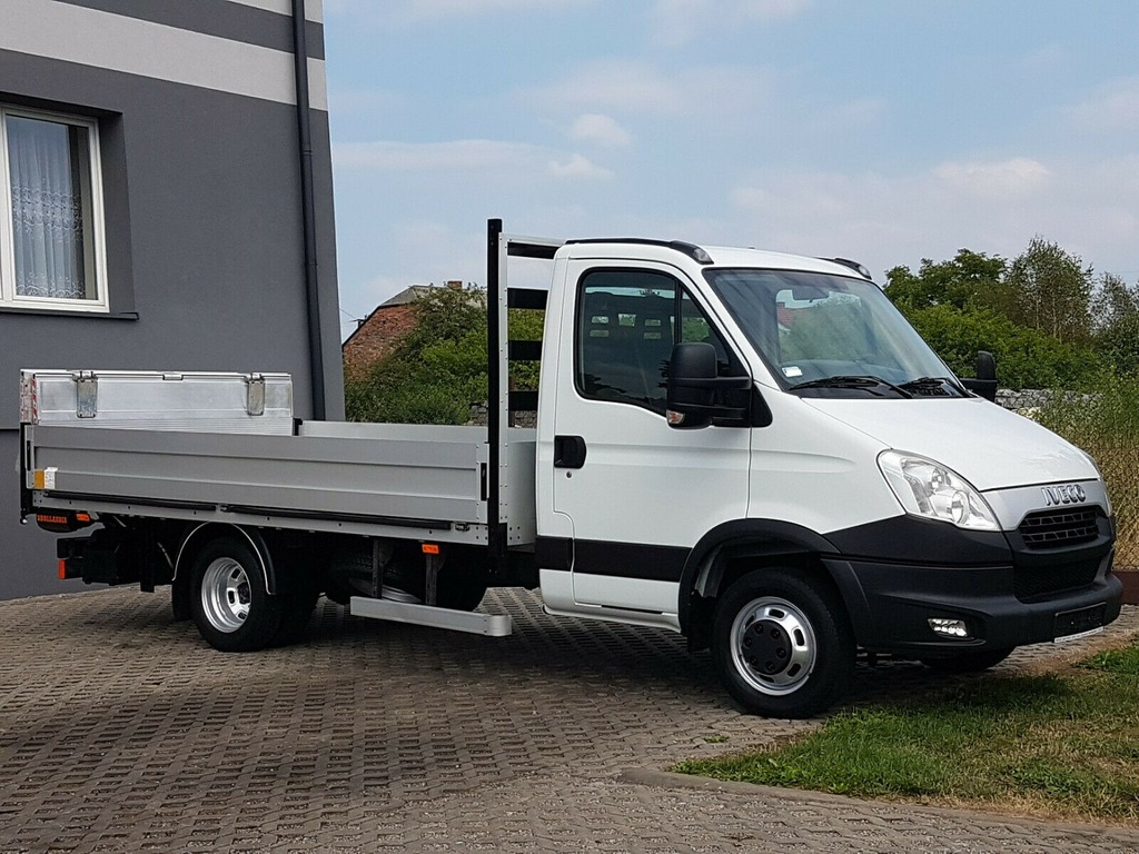 Iveco Daily PAKA + Ascensore in vendita - foto 2