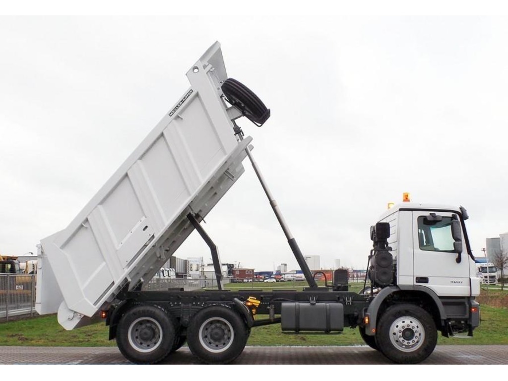 Mercedes Actros 4031-K - 18 m3 in vendita - foto 4