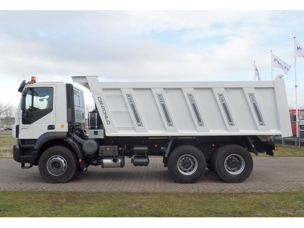 Iveco Trakker AD380T38H 6x4 Cantoni - 18 m3 in vendita - foto 2