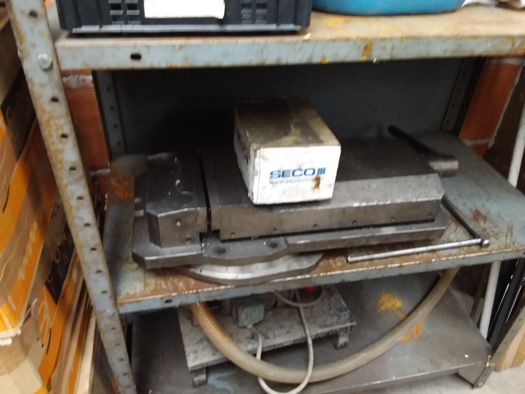 Centri di lavoro metallo in vendita
