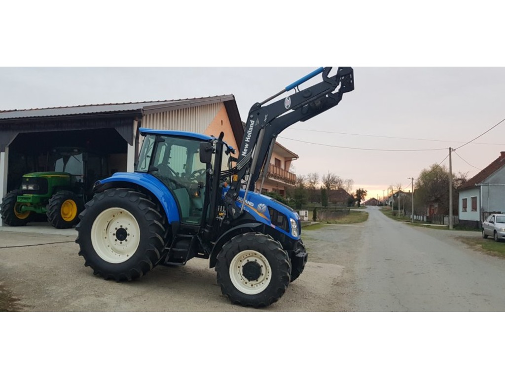 2013 New Holland T5.105 in vendita - foto 1