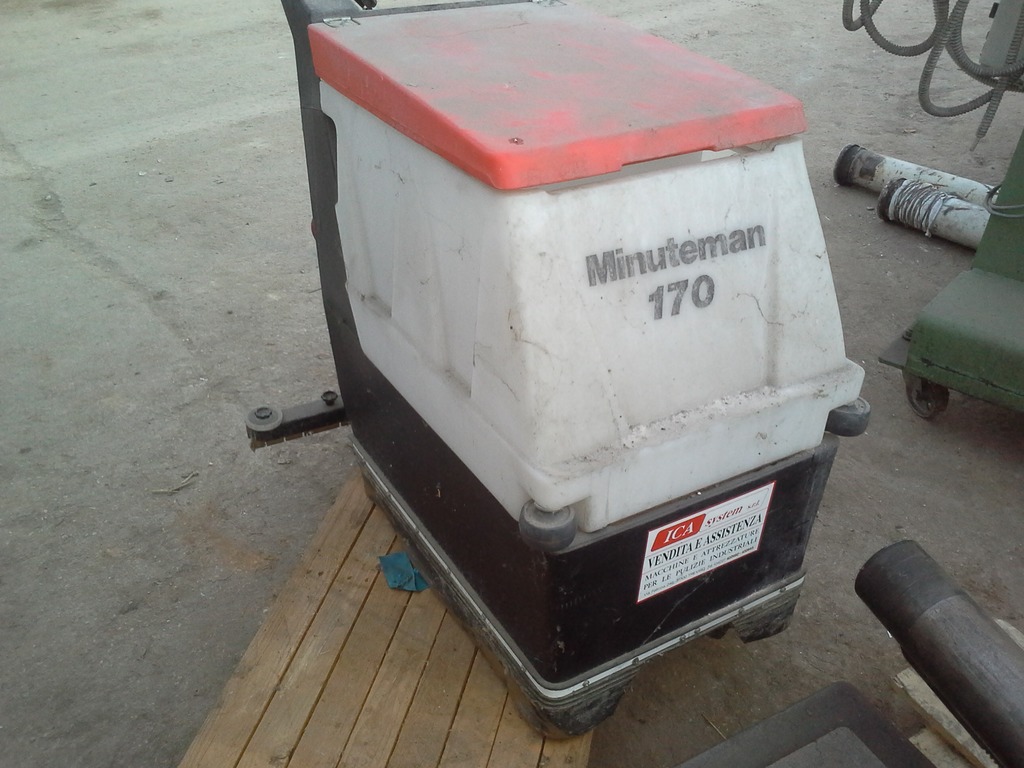 Attrezzature varie in vendita