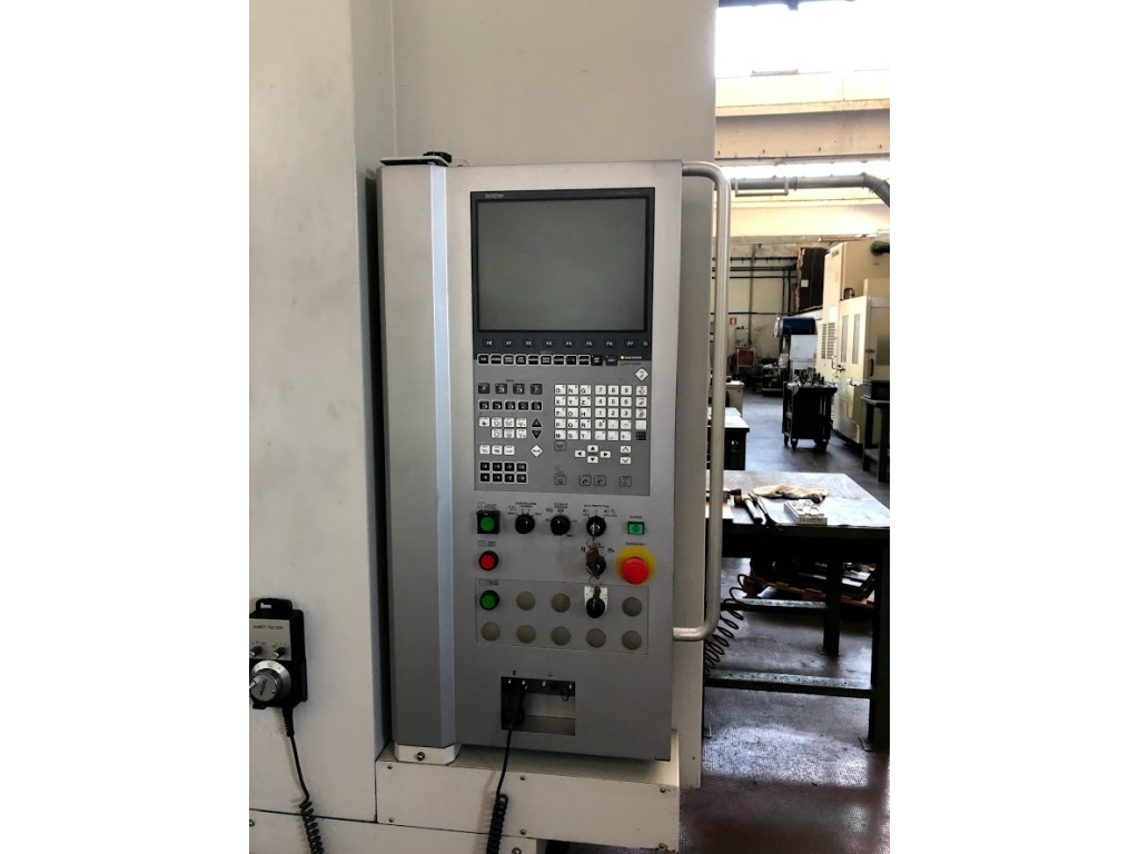 Centro di lavoro verticale rotopallet BROTHER TC32 BN QT in vendita - foto 3