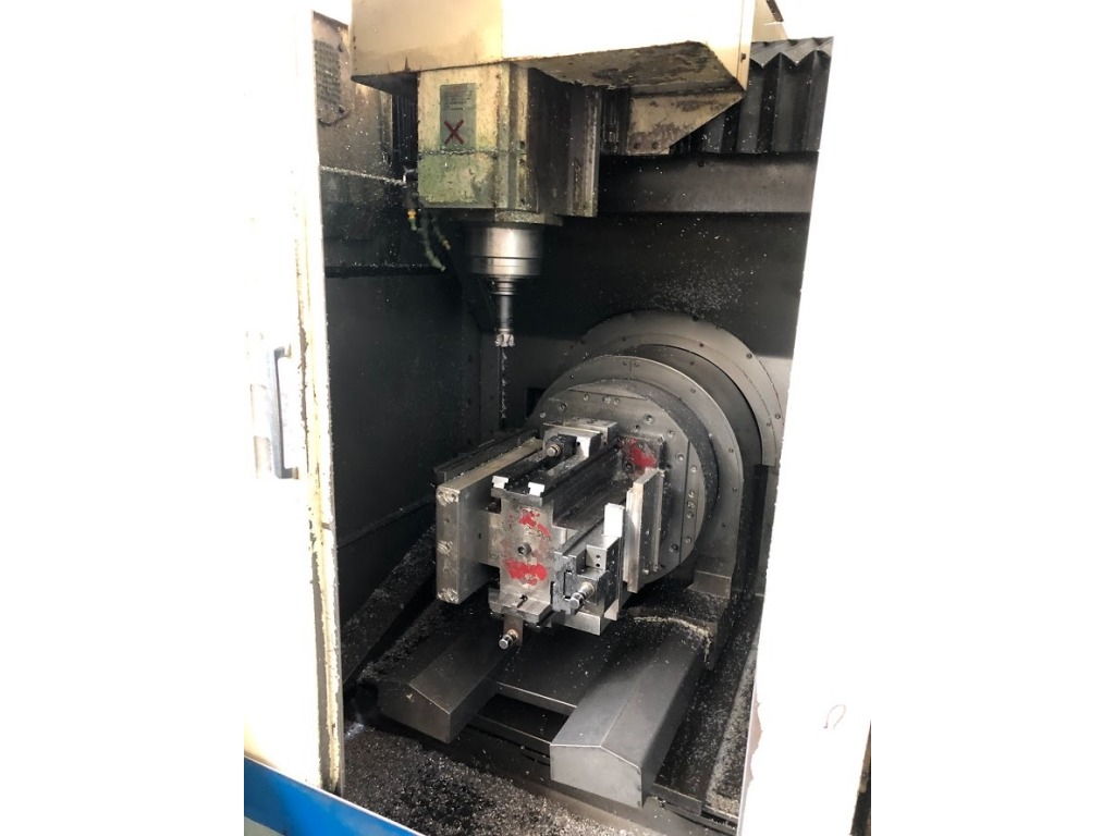 Centro di lavoro verticale Okuma VH40 in vendita - foto 2