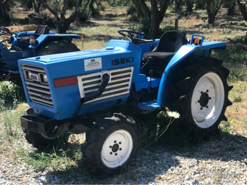 Trattore iseki 35 cv -- P E R M U T O in vendita - foto 1