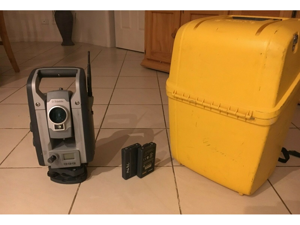 Stazione totale Trimble S8 in vendita - foto 1