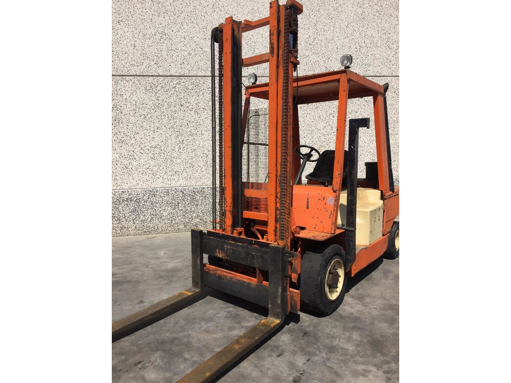 CARRELLO ELEVATORE IDROSTATICO LUGLI in vendita - foto 2